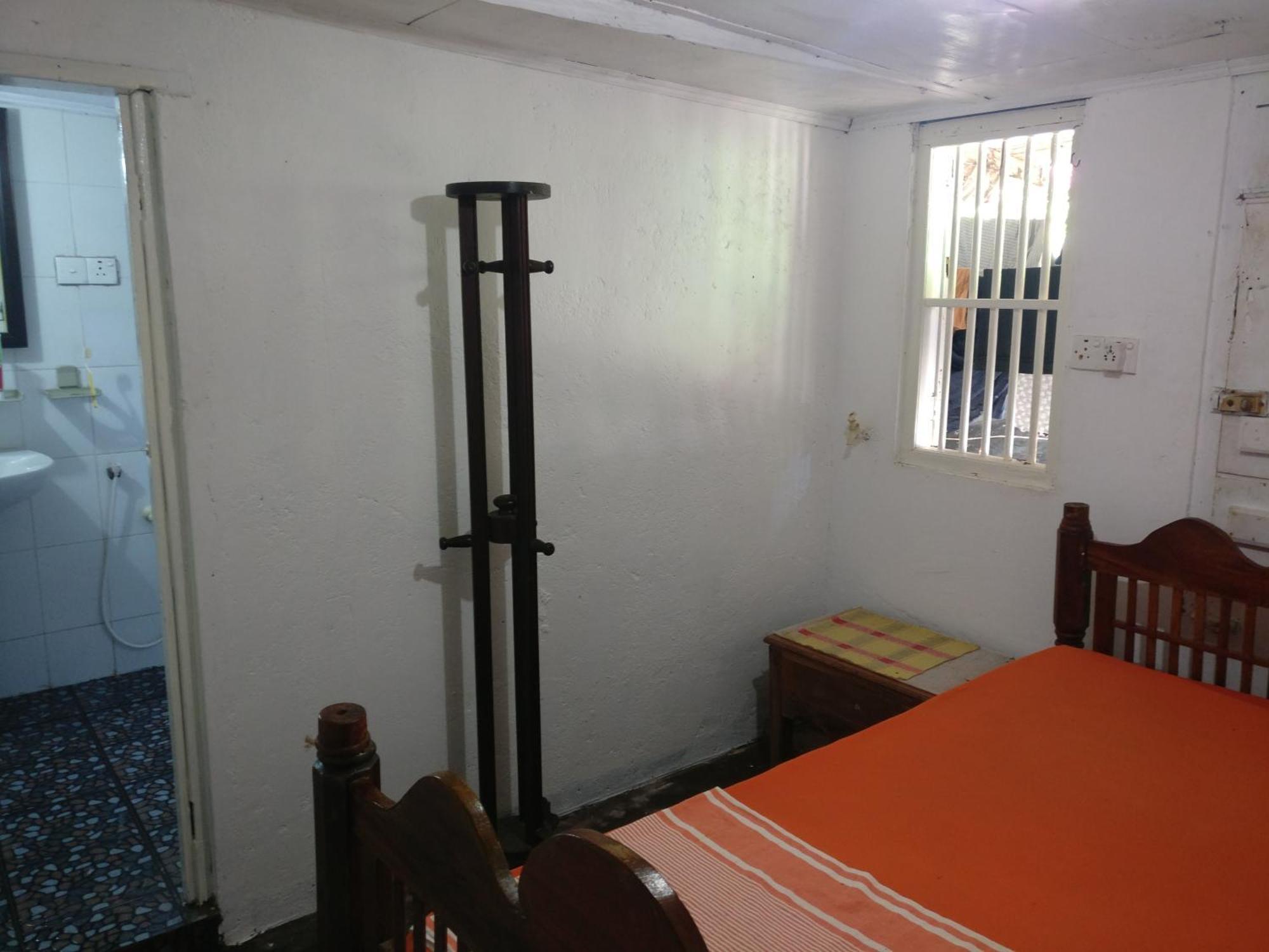 Hill Side Kings Villa Hikkaduwa Exterior photo